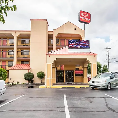 Econo Lodge Inn & Suites Memphis